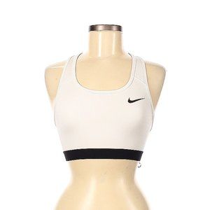 Nike Swoosh Sports Bra